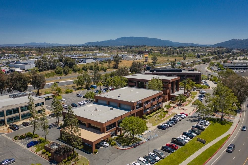 JEFFERSON COMMERCE CENTER: 27710 Jefferson Ave, Temecula, CA 92590